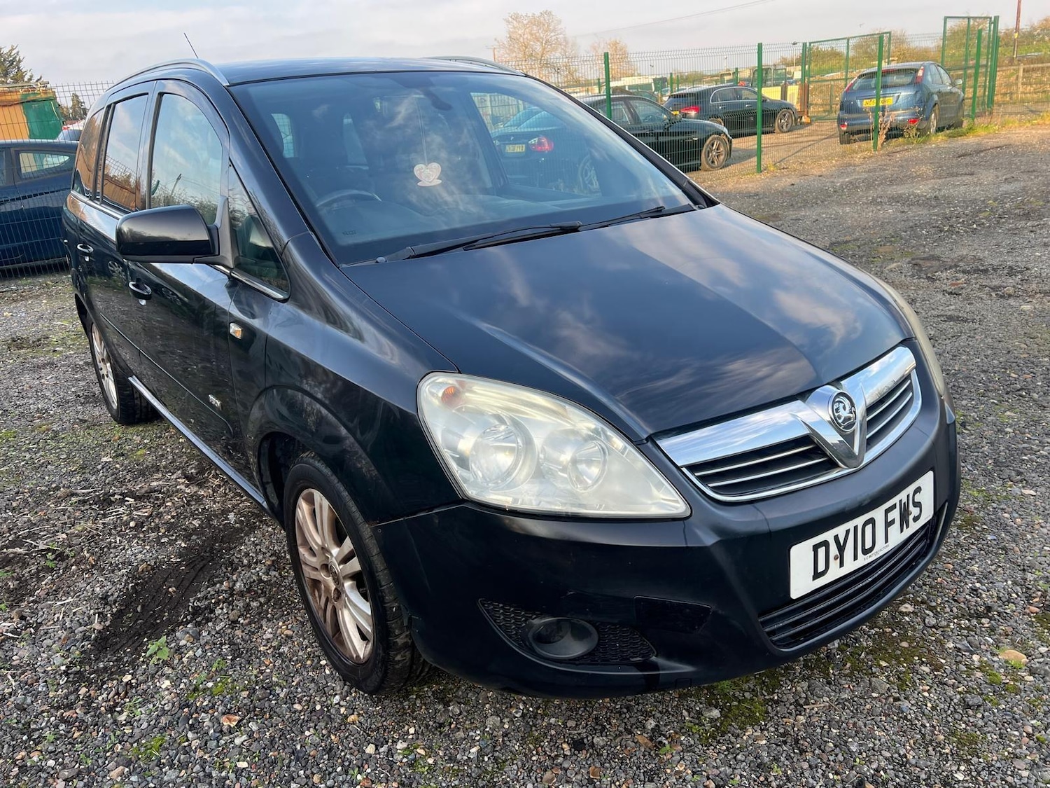Used Vauxhall Zafira 2010 for sale - 76700979: Photo 1