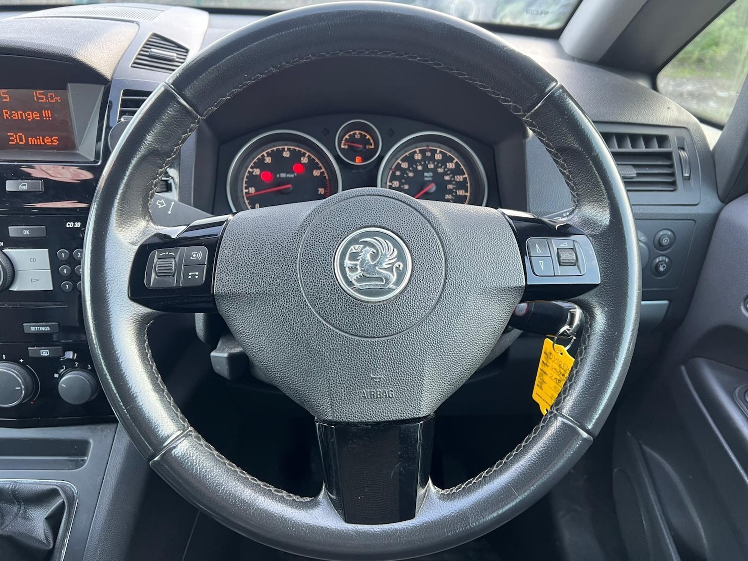 Used Vauxhall Zafira 2010 for sale - 76700979: Photo 20