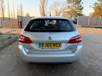 Used Peugeot 308 2015 for sale - 76936266: Photo