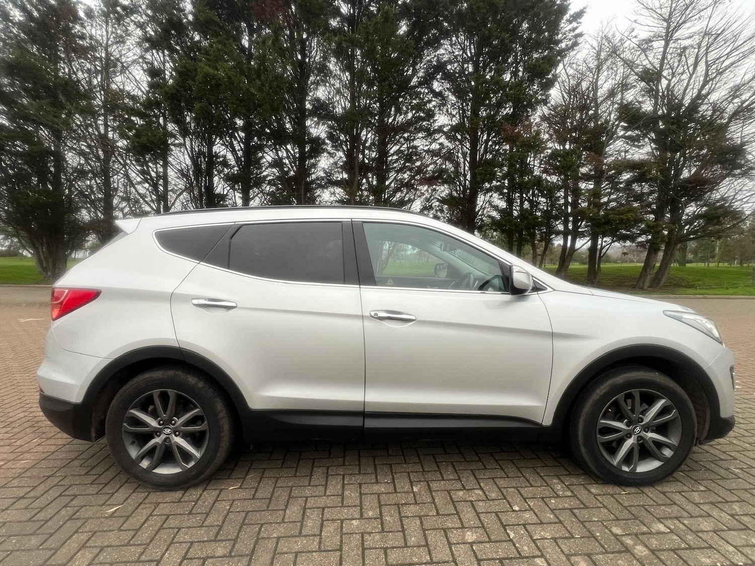 Used Hyundai Santa Fe 2013 for sale - 77377109: Photo 14