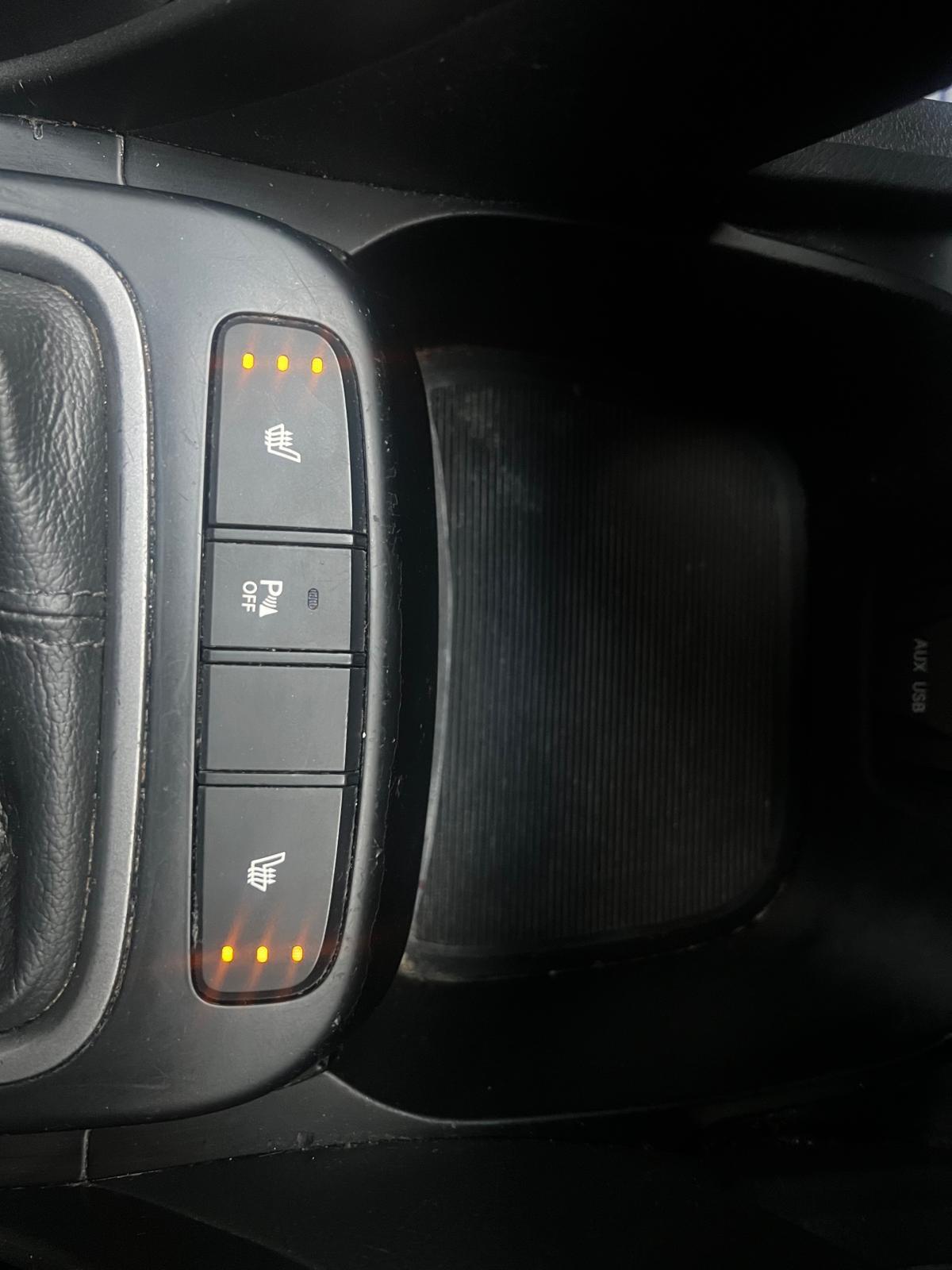 Used Hyundai Santa Fe 2013 for sale - 77377109: Photo 37