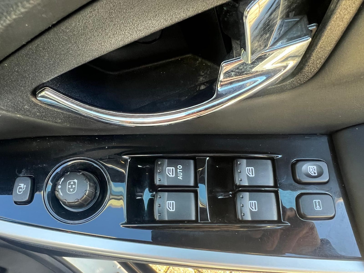 Used Ssangyong Korando 2016 for sale - 77120176: Photo 35