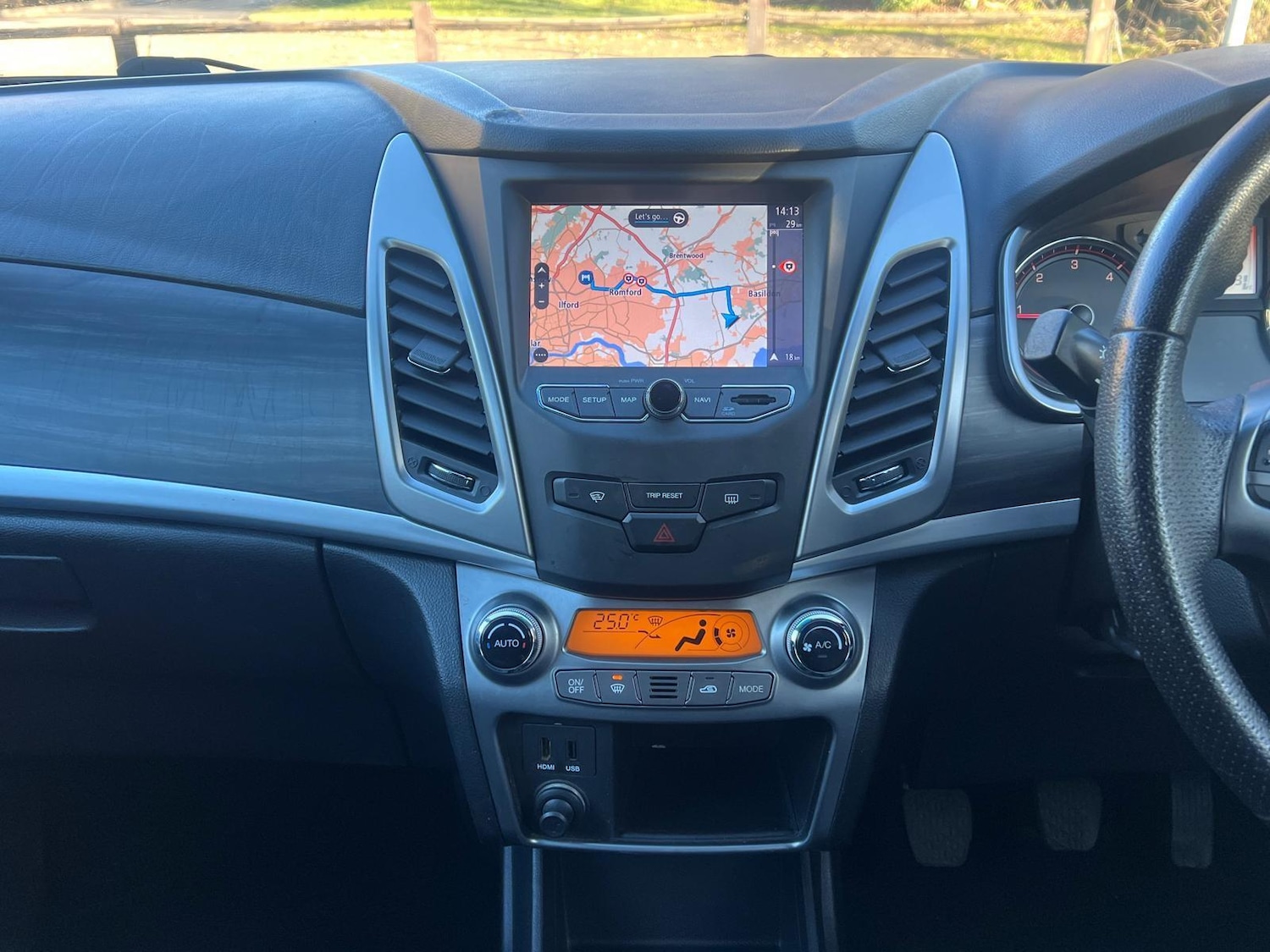 Used Ssangyong Korando 2016 for sale - 77120176: Photo 40