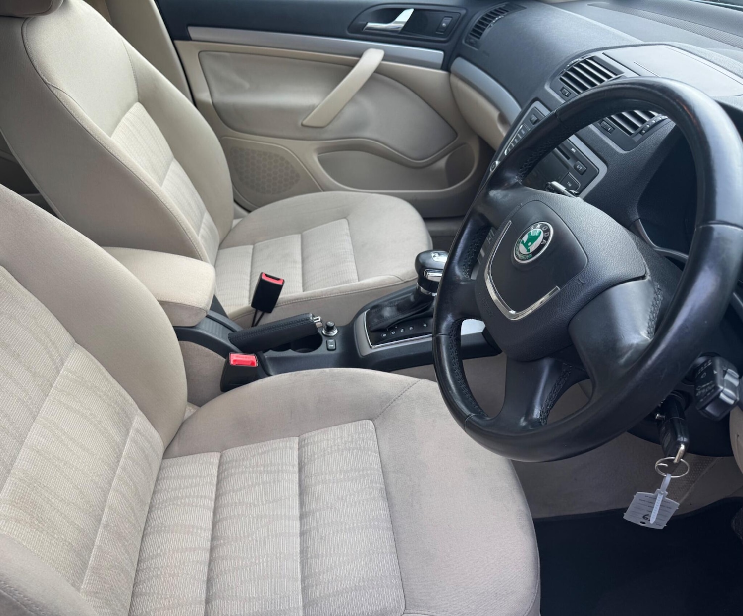 Used Skoda Octavia 2010 for sale - 77612837: Photo 13