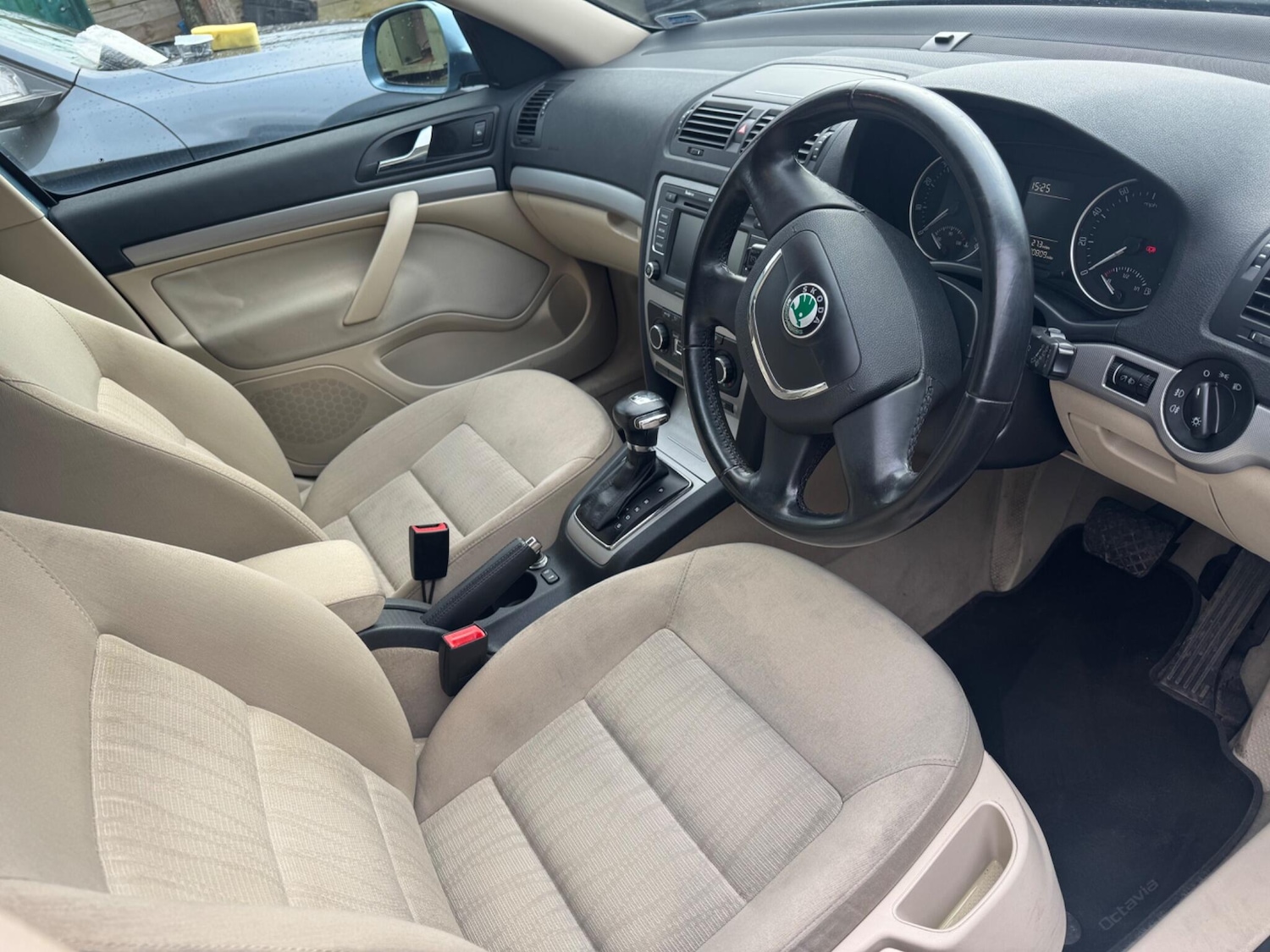 Used Skoda Octavia 2010 for sale - 77612837: Photo 15