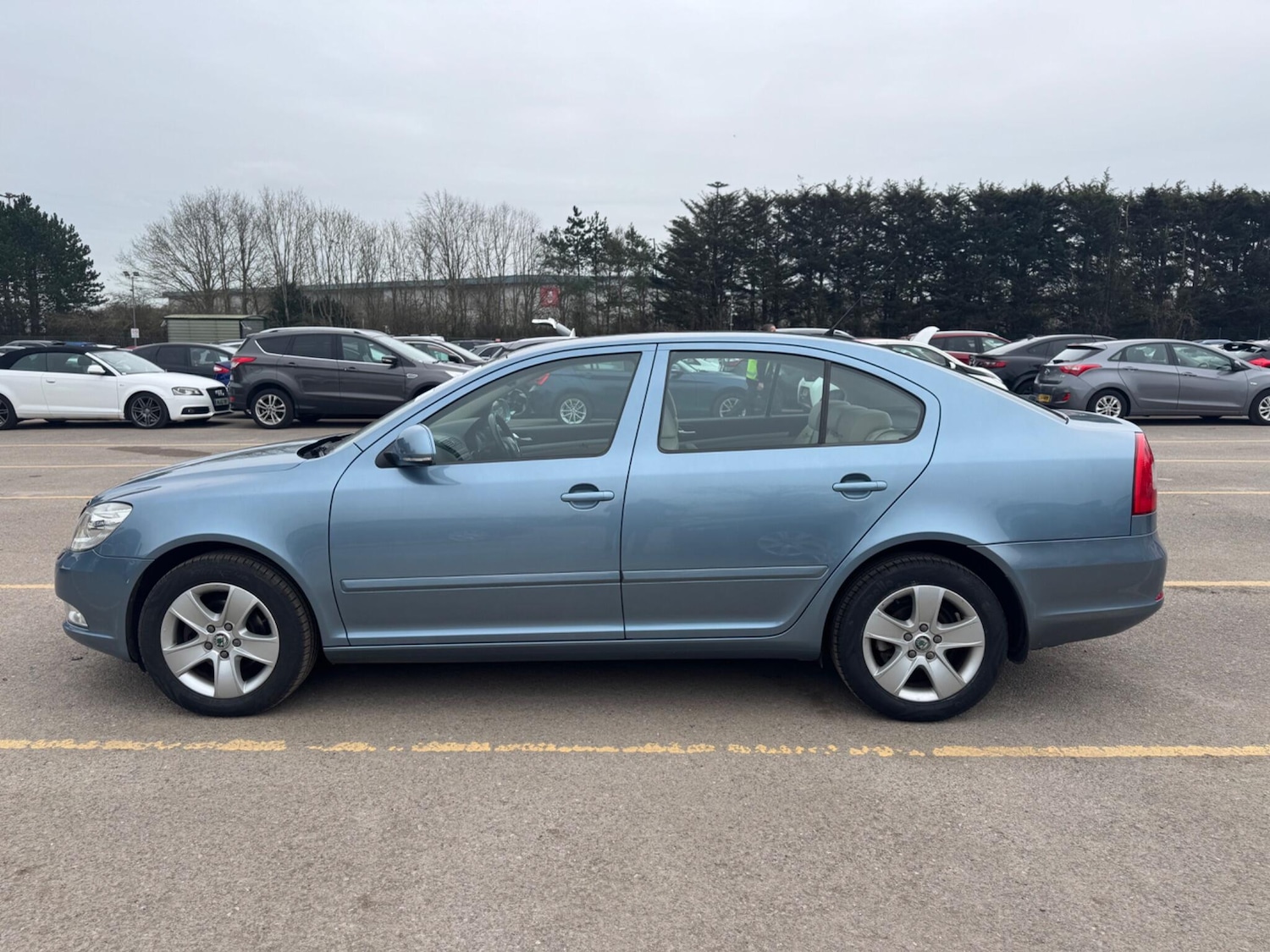 Used Skoda Octavia 2010 for sale - 77612837: Photo 9