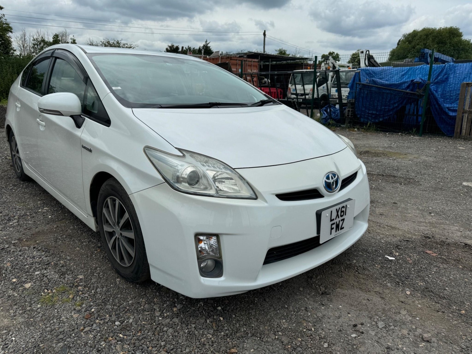 Used Toyota Prius 2023 for sale - 76935904: Photo 2