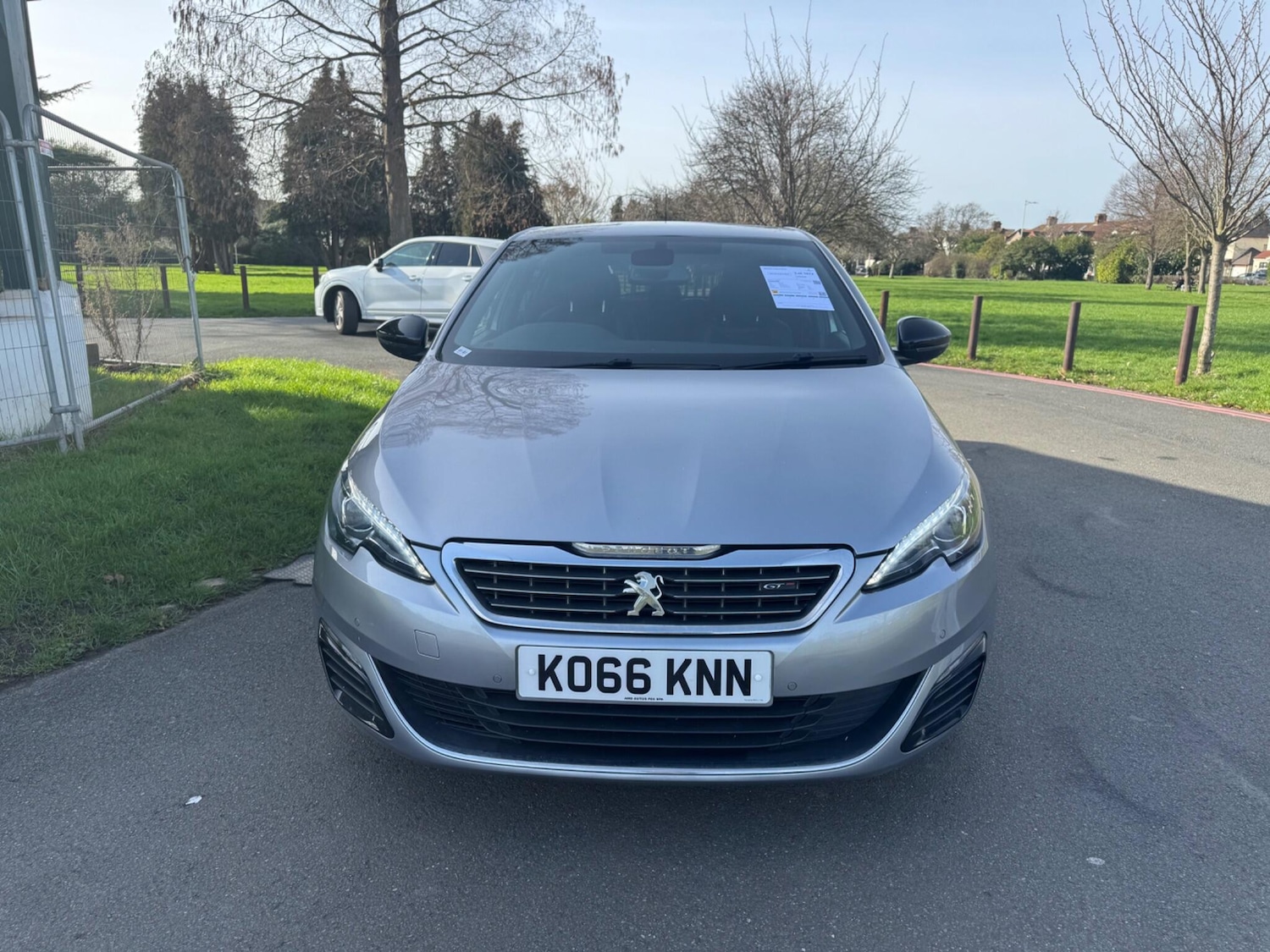 Used Peugeot 308 2017 for sale - 77611975: Photo 2