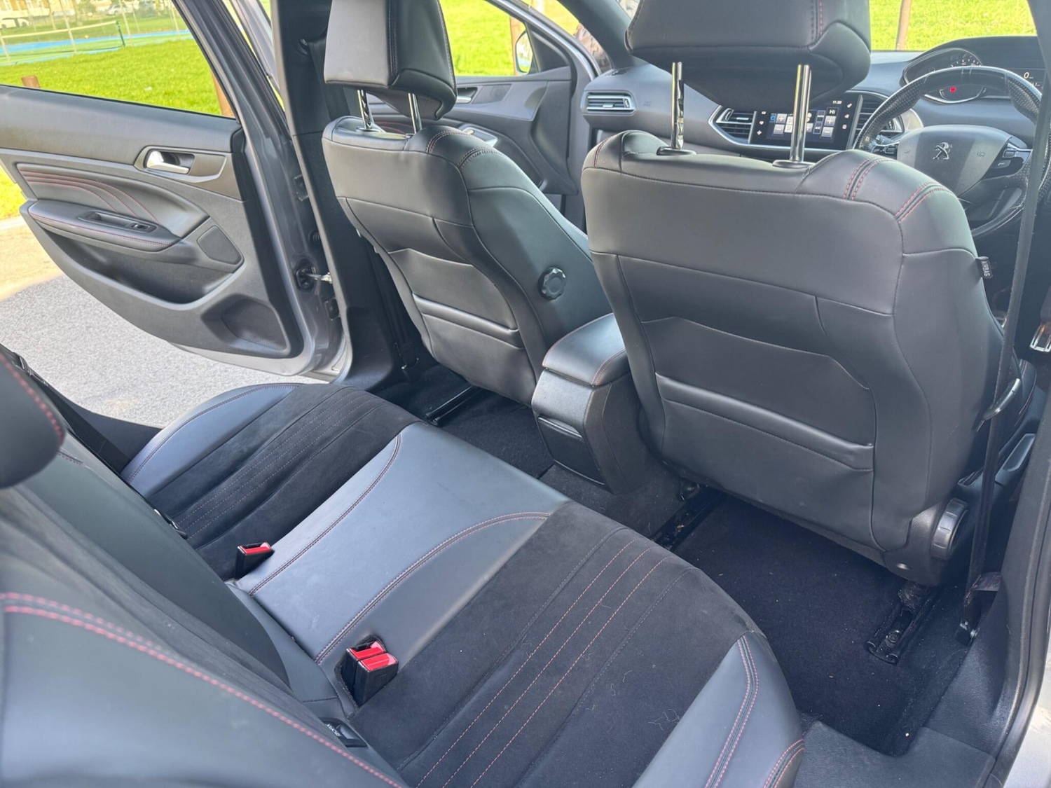 Used Peugeot 308 2017 for sale - 77611975: Photo 25