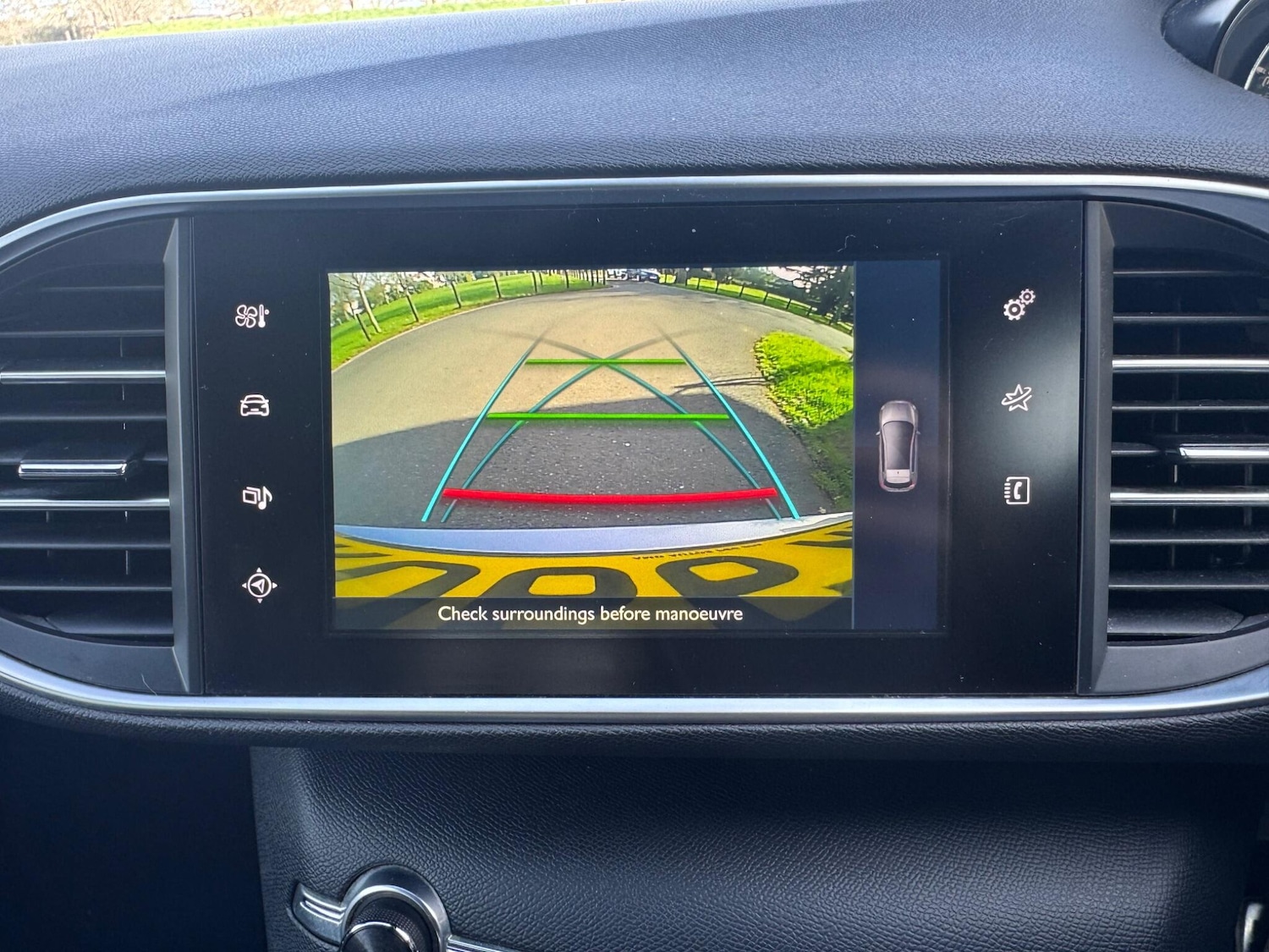 Used Peugeot 308 2017 for sale - 77611975: Photo 38