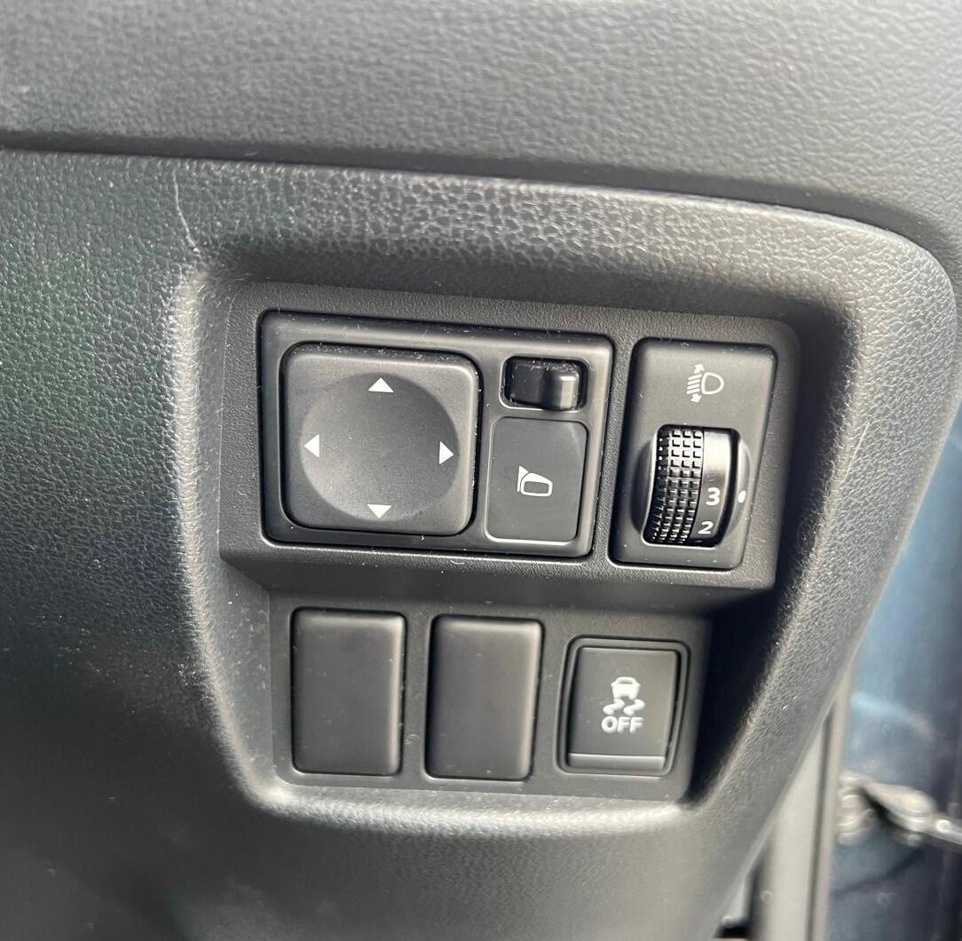 Used Nissan Juke 2012 for sale - 78047885: Photo 35