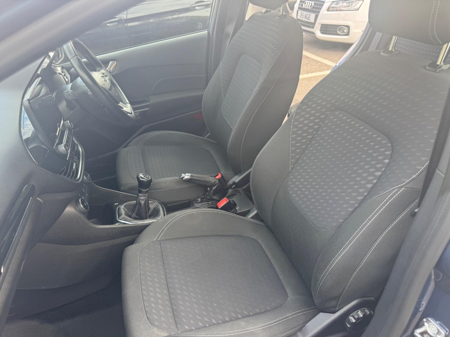 Used Ford Fiesta 2019 for sale - 76307416: Photo 40