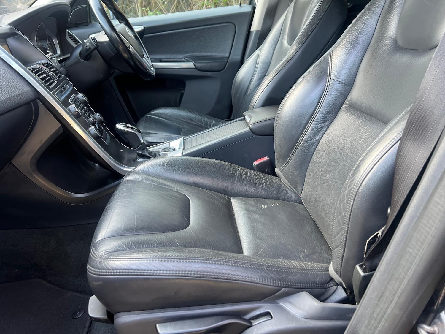 Used Volvo XC60 for sale - 77768208: Photo 11