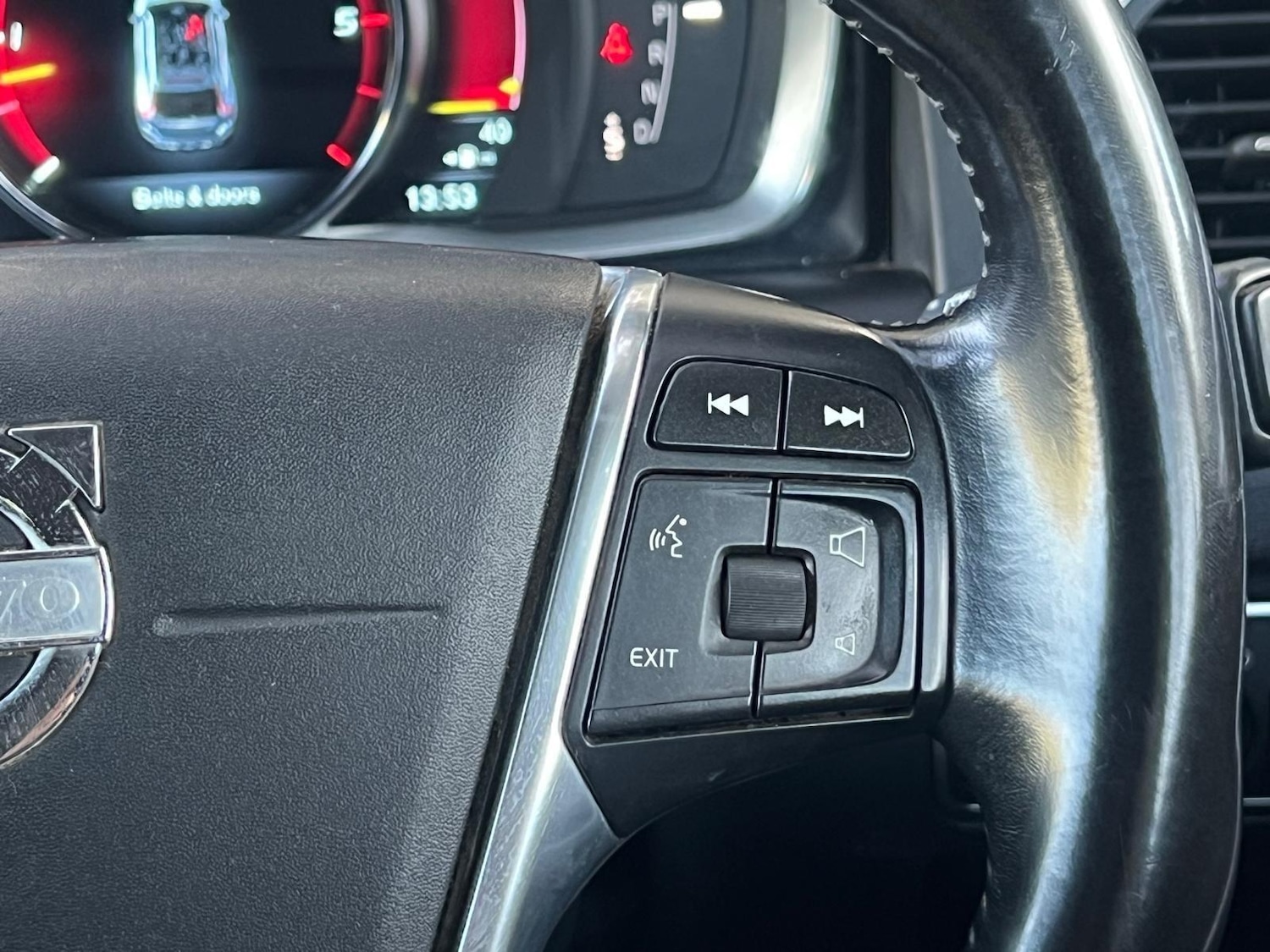 Used Volvo XC60 for sale - 77768208: Photo 30