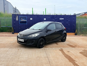 Used Mazda Mazda2 2014 for sale - 78977989: Photo