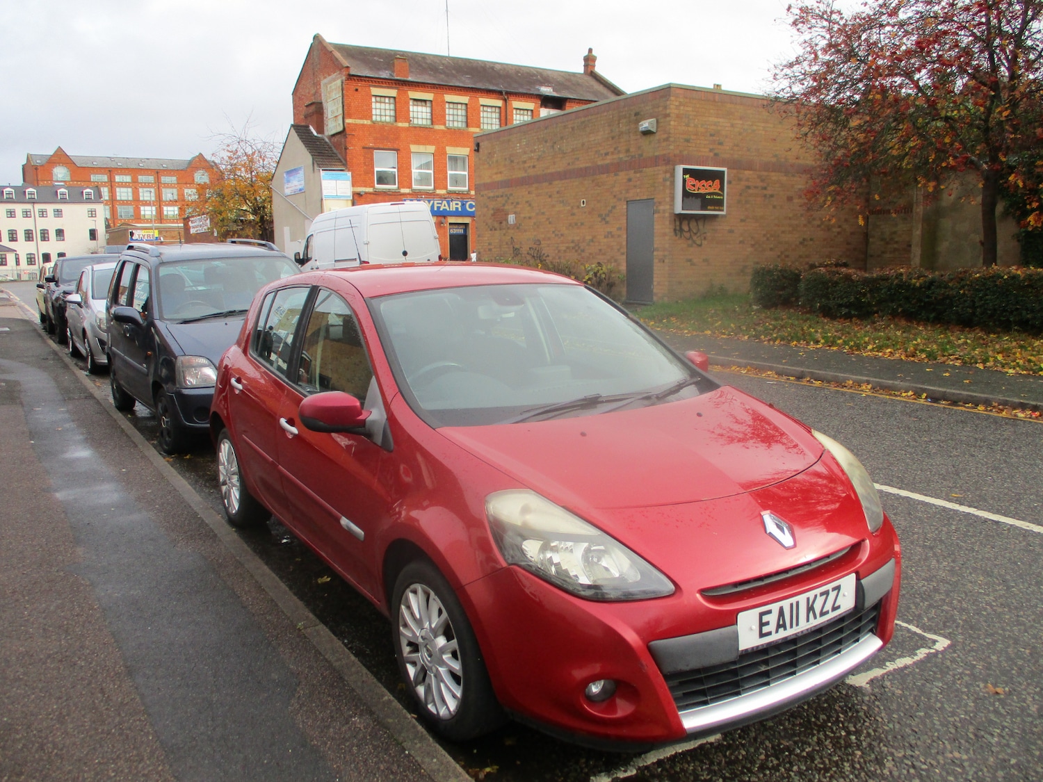 Used Renault Clio 2011 for sale - 76541371: Photo 1