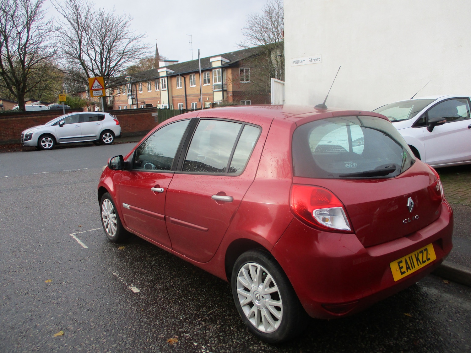 Used Renault Clio 2011 for sale - 76541371: Photo 3