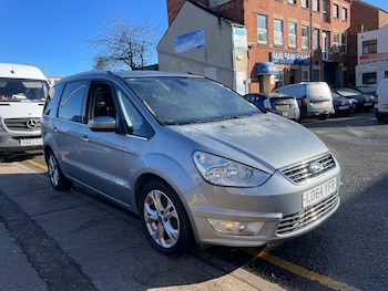 2015 (64) - 2.0 TDCi 140 Titanium 5dr Powershift