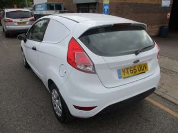 Used Ford Fiesta 2015 for sale - 74661369: Photo