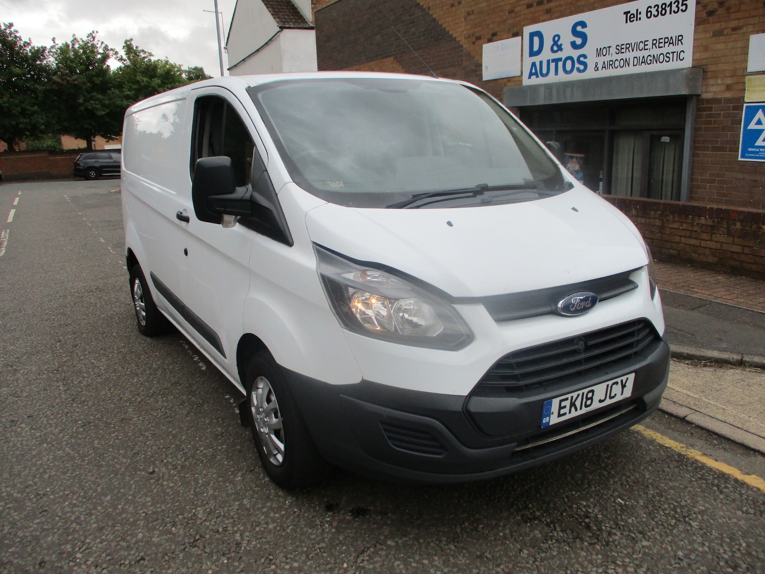 Used Ford Transit Custom 2018 for sale - 75536074: Photo 4