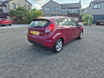 Used Ford Fiesta 2015 for sale - 79114532: Photo