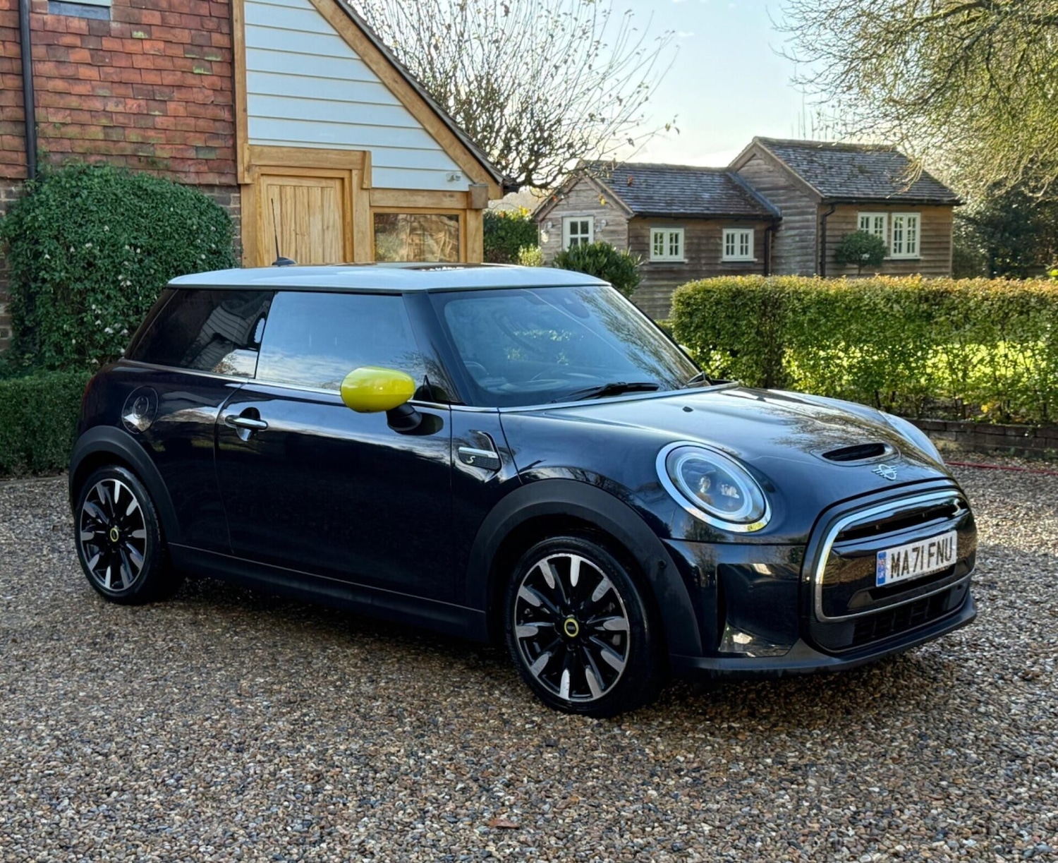 Used MINI Hatch 2021 for sale - 77516001: Photo 2
