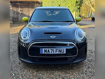 Used MINI Hatch 2021 for sale - 77516001: Photo