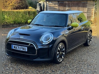 Used MINI Hatch 2021 for sale - 77516001: Photo