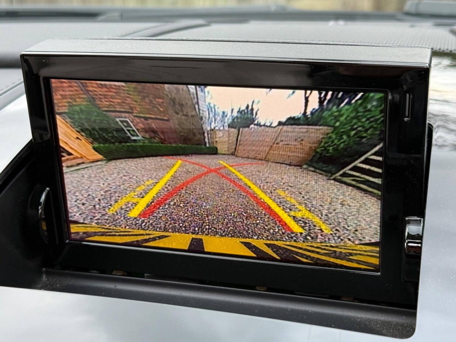 Used Aston Martin Vantage 2017 for sale - 77516011: Photo 34