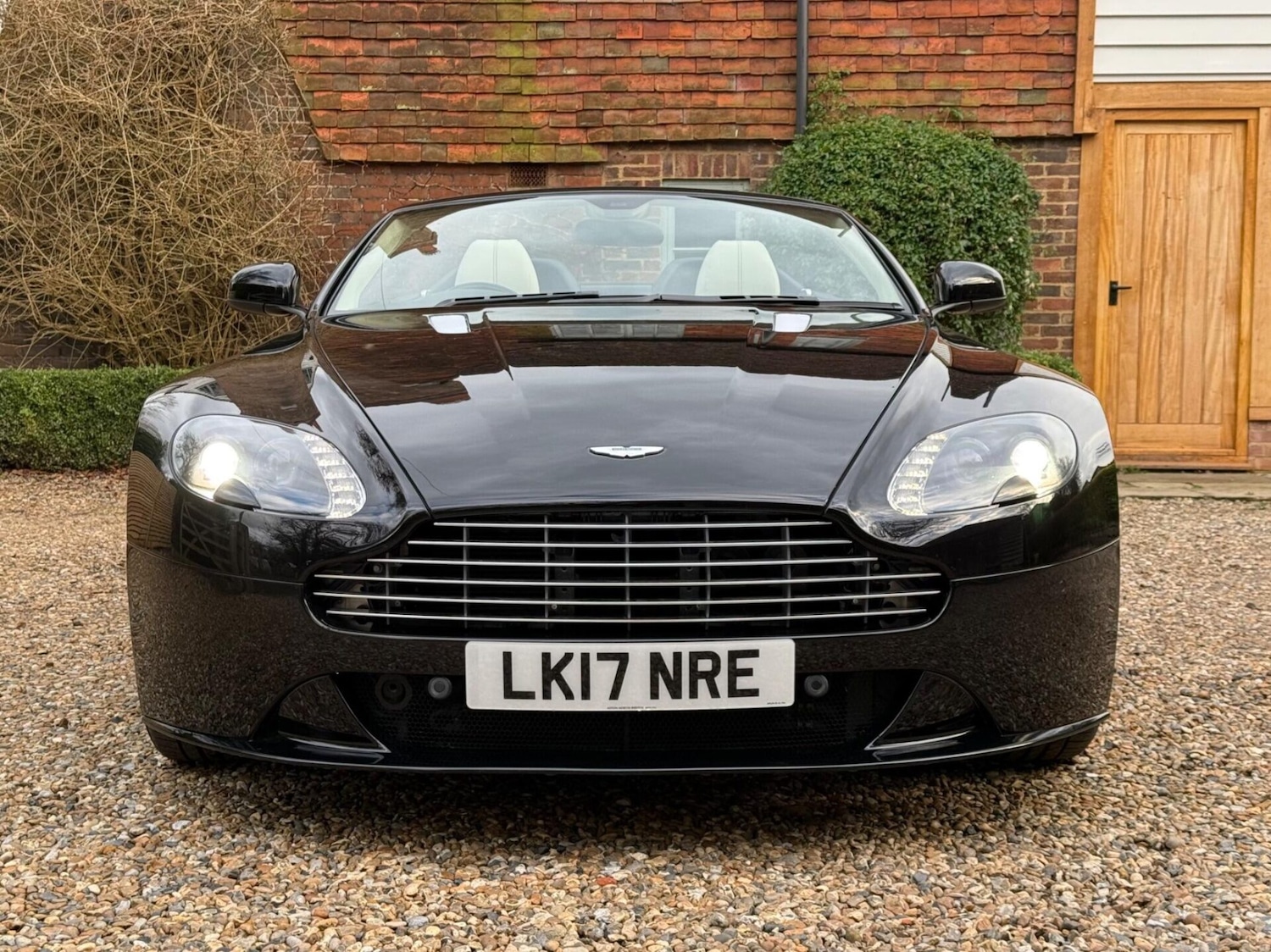 Used Aston Martin Vantage 2017 for sale - 77516011: Photo 5