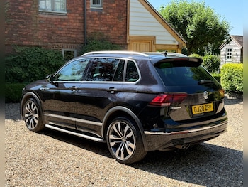 Used Volkswagen Tiguan 2020 for sale - 79130204: Photo
