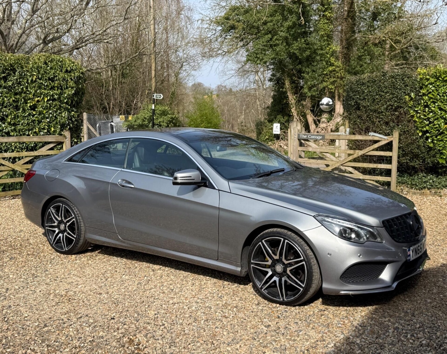 Used Mercedes-Benz E Class 2015 for sale - 77983661: Photo 12
