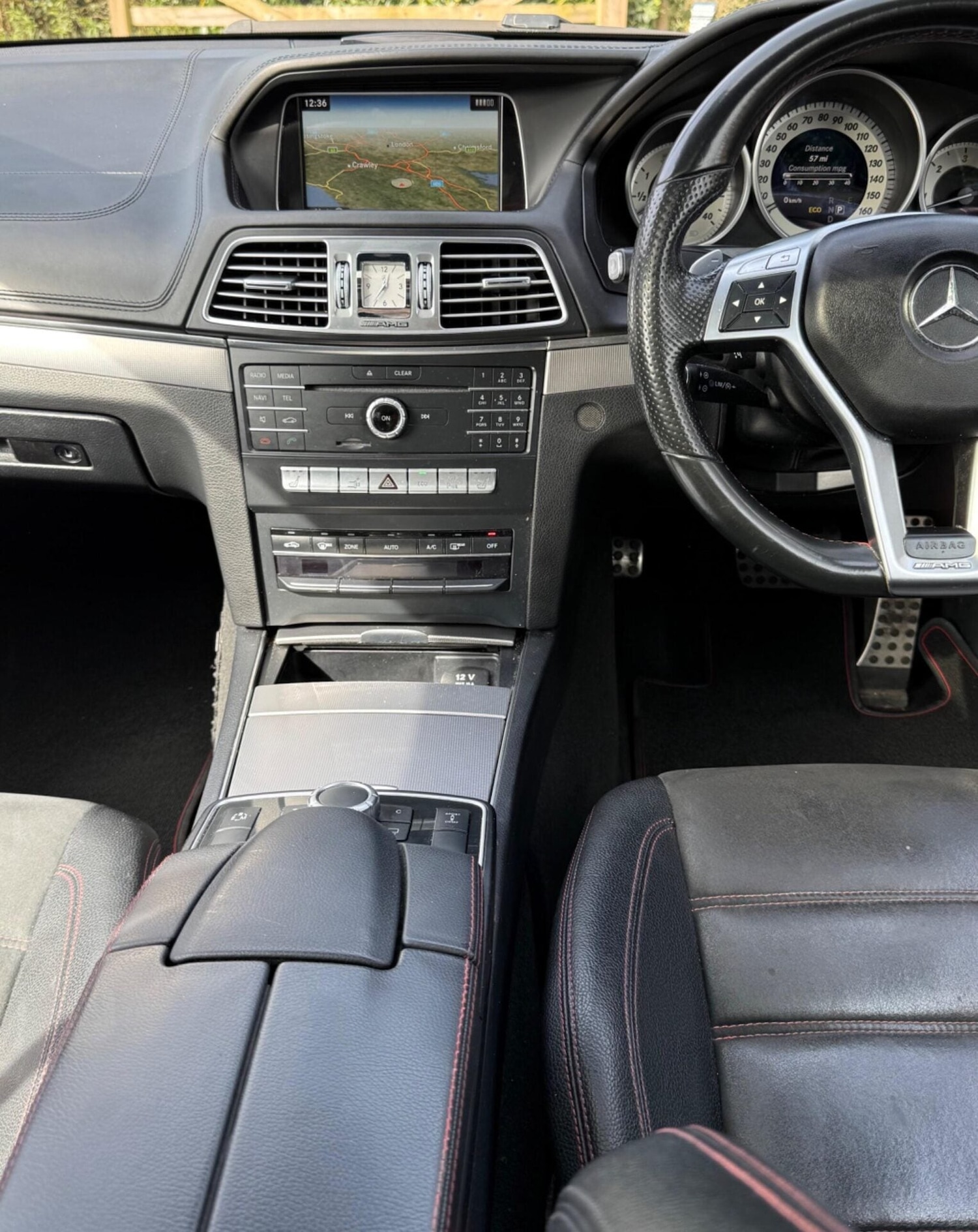 Used Mercedes-Benz E Class 2015 for sale - 77983661: Photo 25
