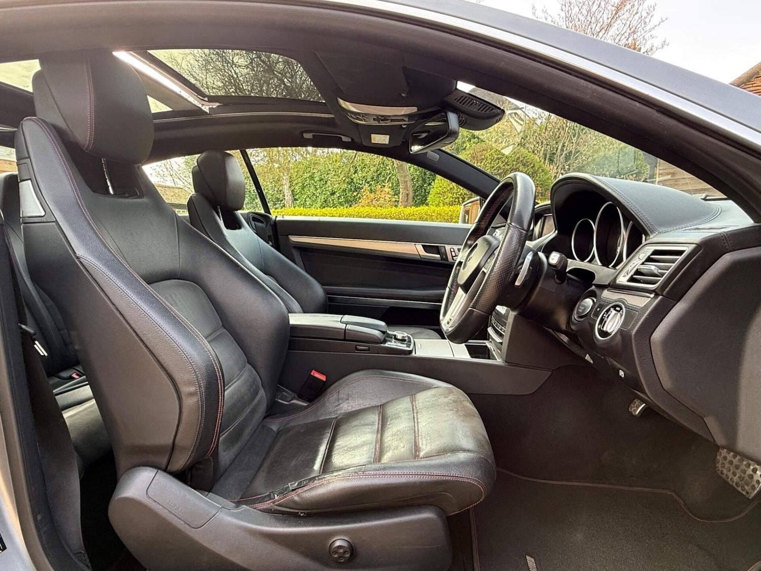 Used Mercedes-Benz E Class 2015 for sale - 77983661: Photo 29