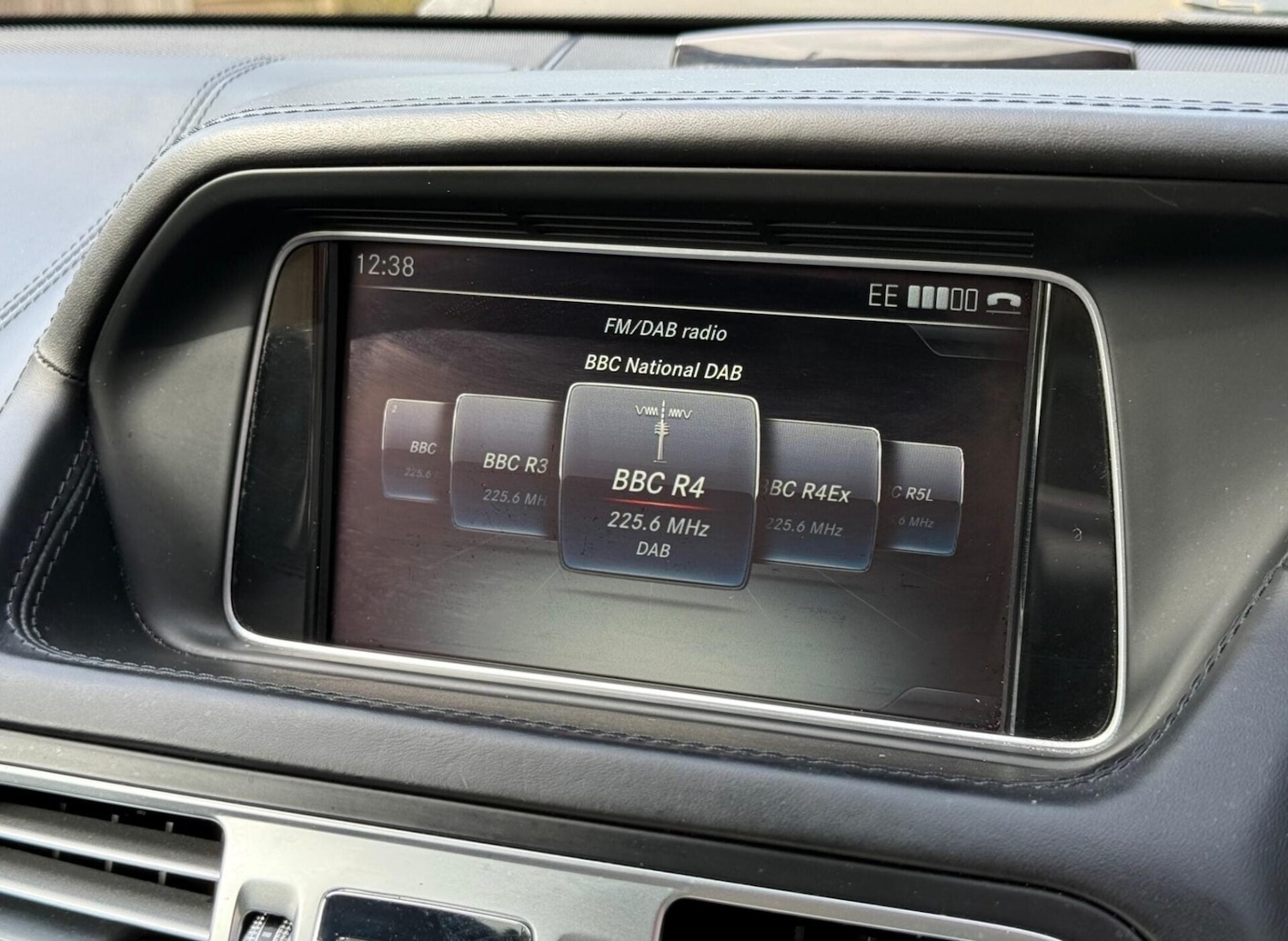 Used Mercedes-Benz E Class 2015 for sale - 77983661: Photo 44