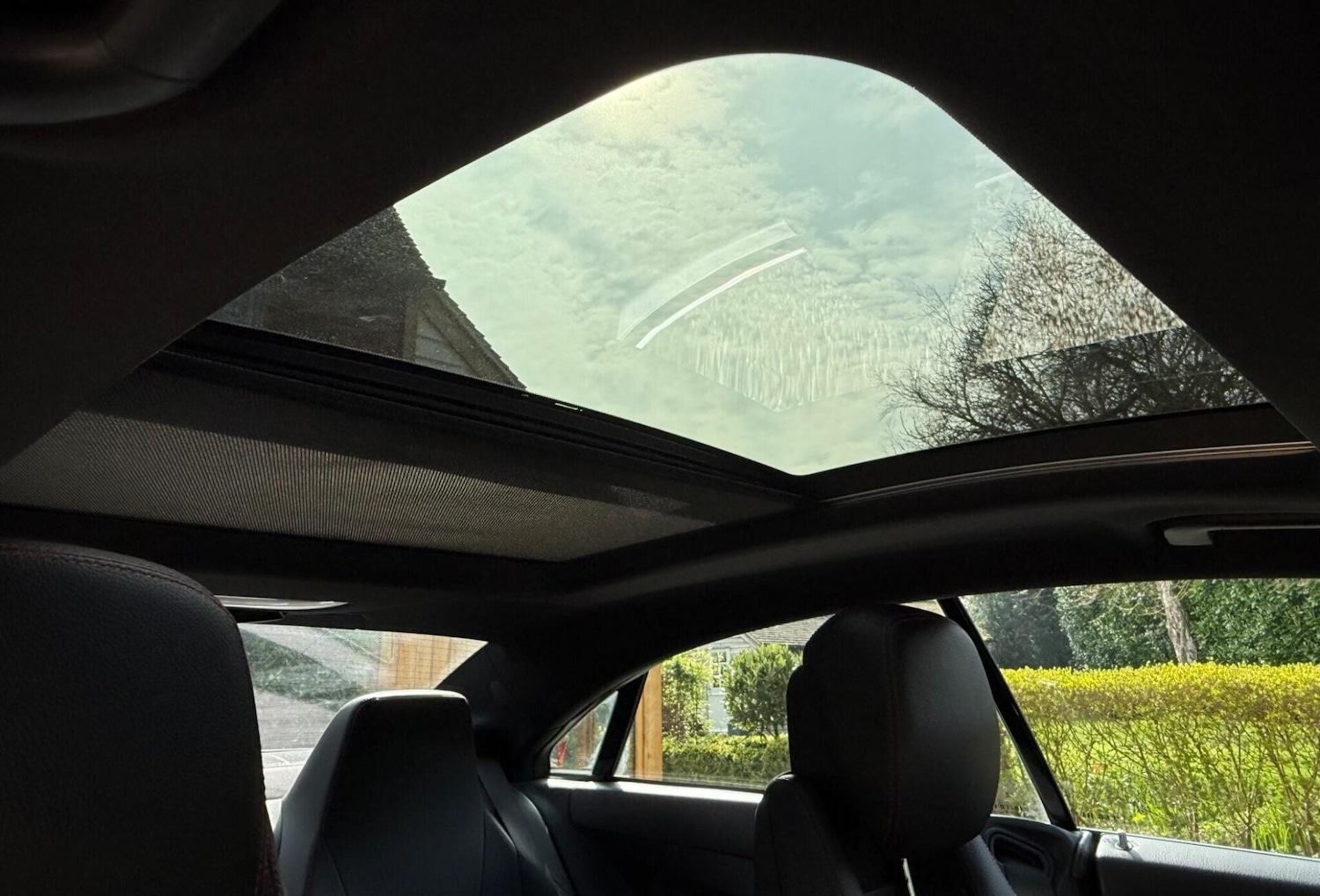 Used Mercedes-Benz E Class 2015 for sale - 77983661: Photo 50