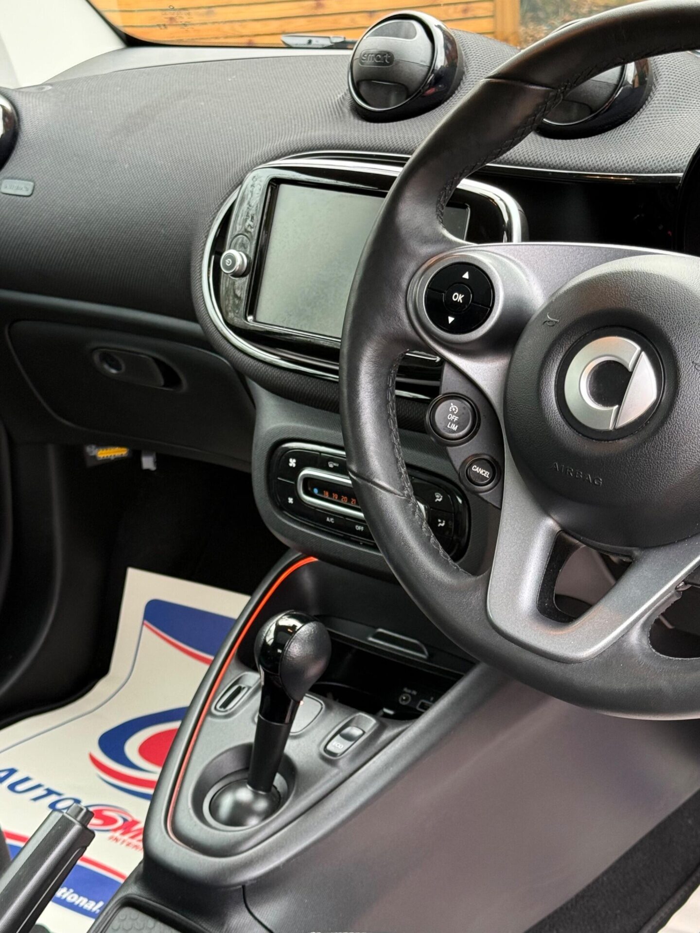 Used smart fortwo 2022 for sale - 77516012: Photo 21