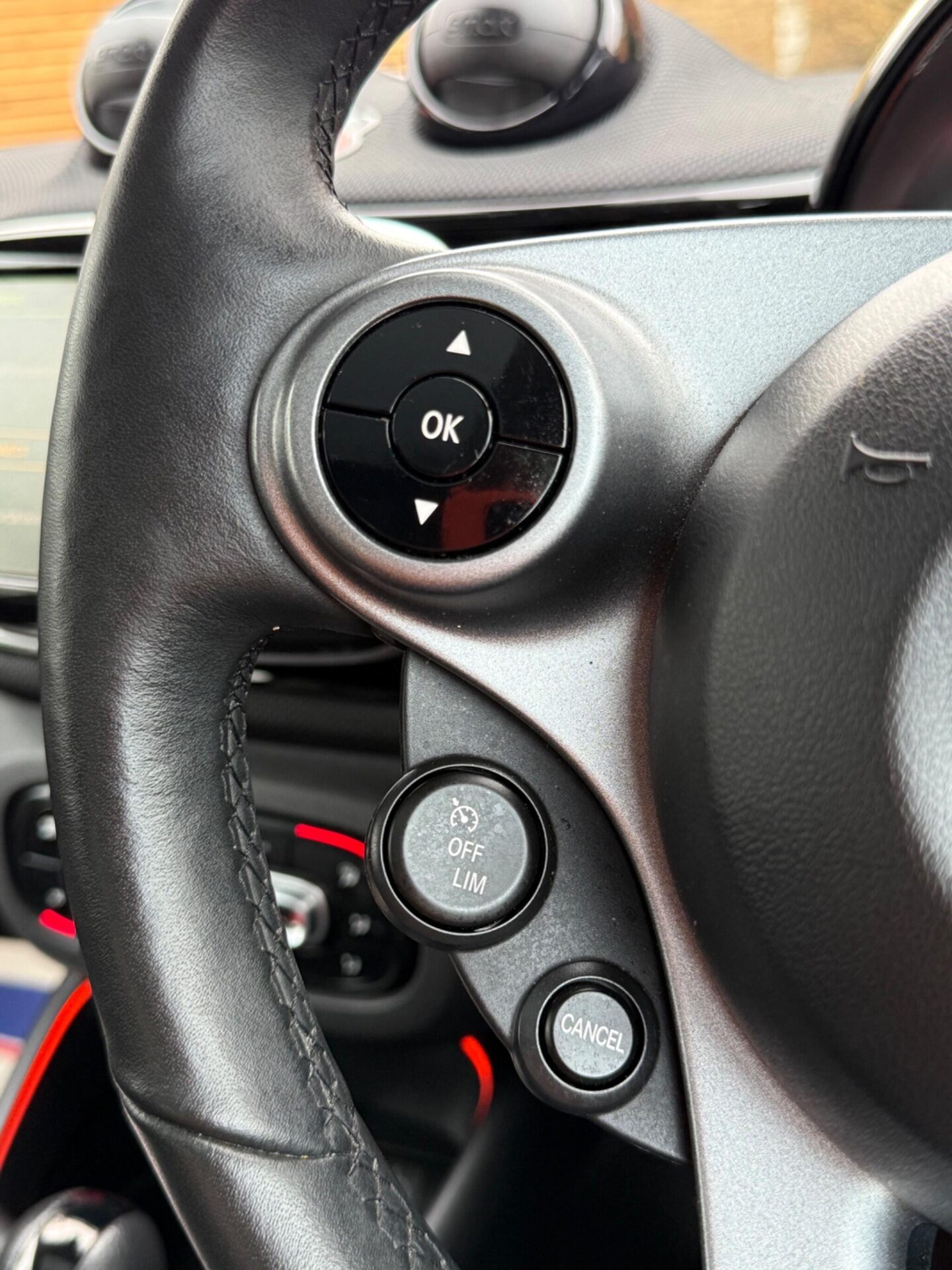 Used smart fortwo 2022 for sale - 77516012: Photo 25