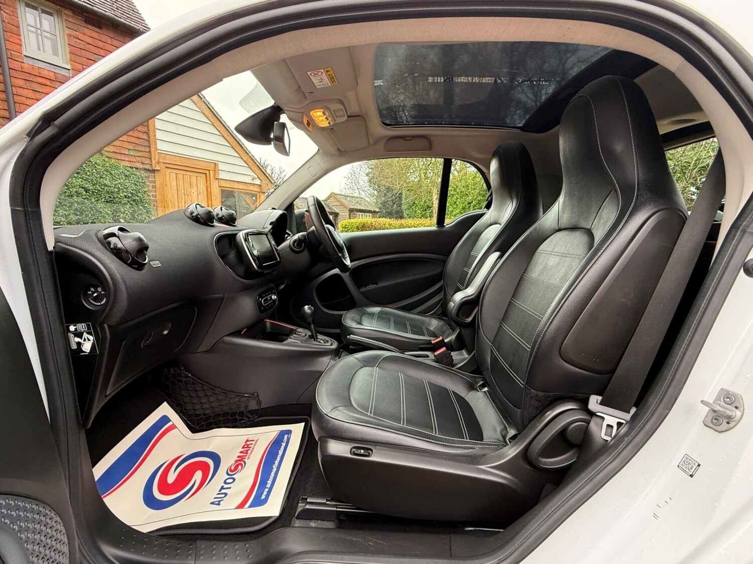 Used smart fortwo 2022 for sale - 77516012: Photo 43