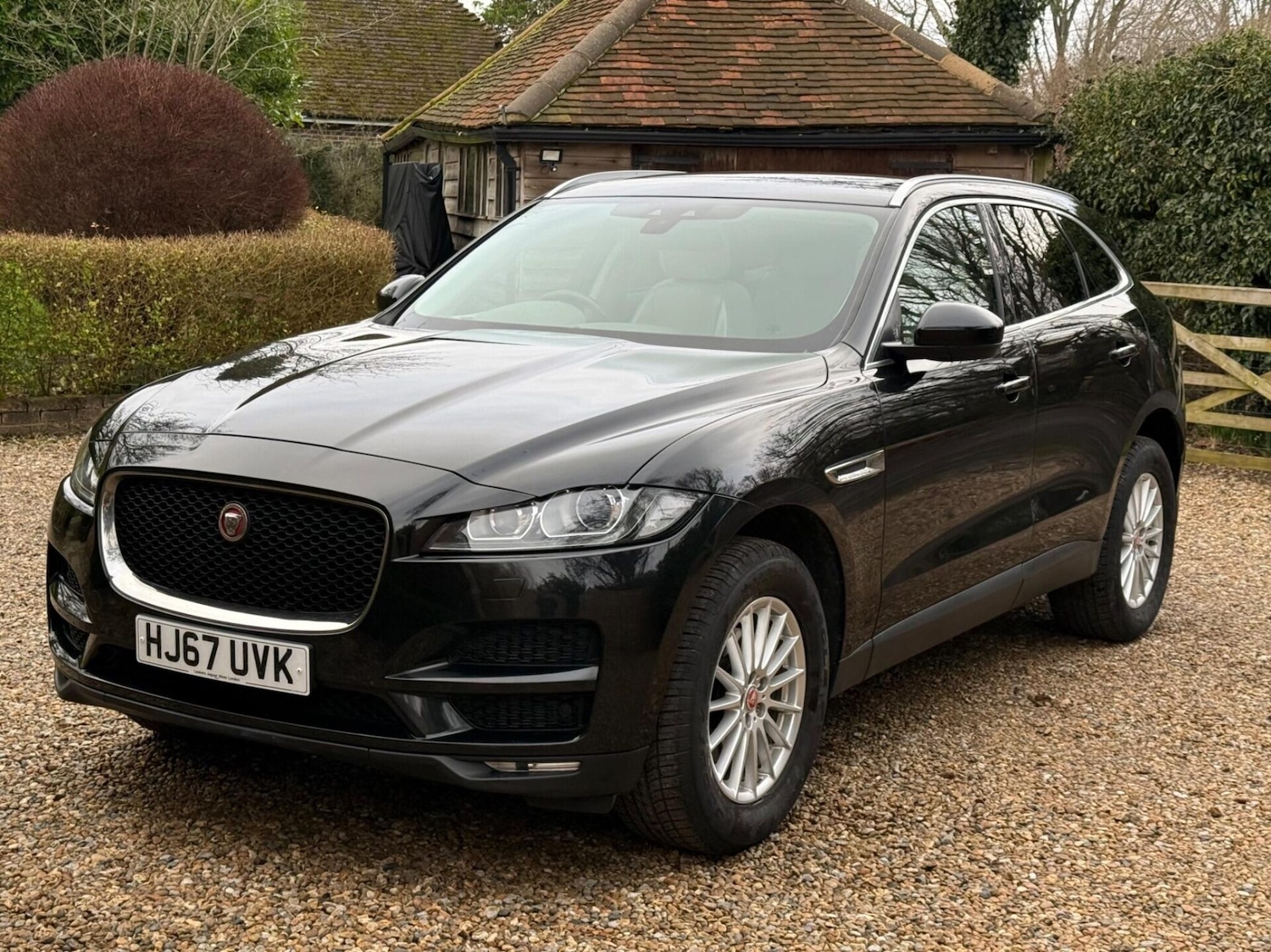 Used Jaguar F-Pace 2017 for sale - 77516014: Photo 3