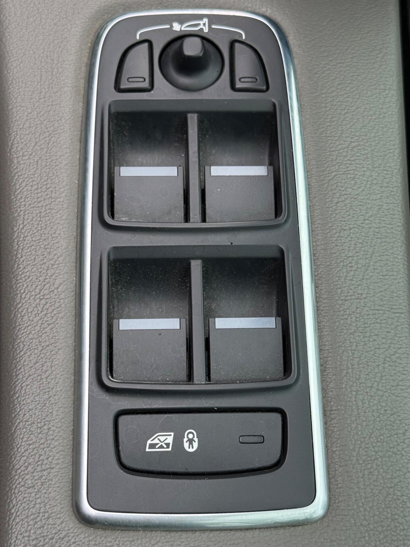 Used Jaguar F-Pace 2017 for sale - 77516014: Photo 33