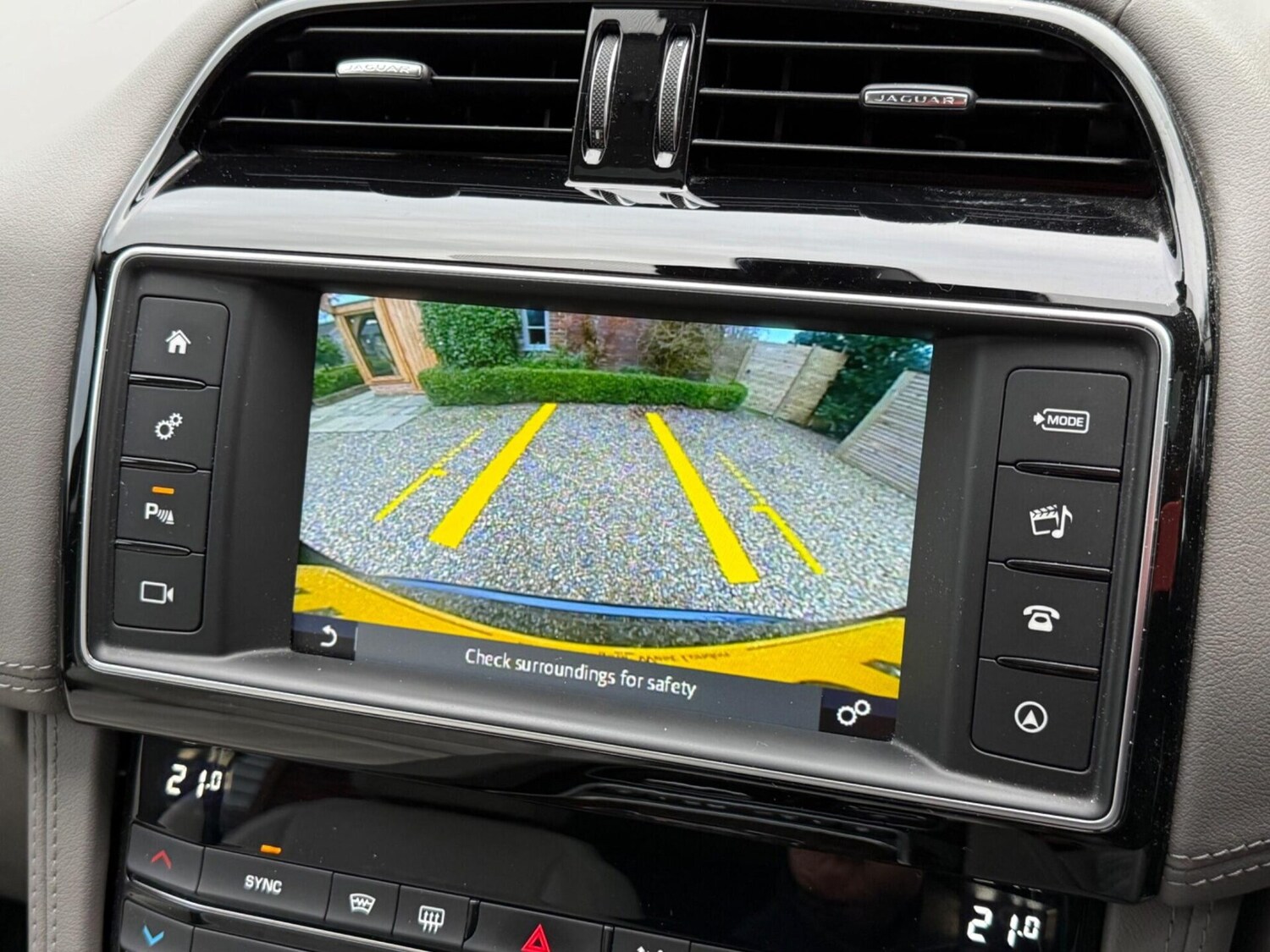 Used Jaguar F-Pace 2017 for sale - 77516014: Photo 39