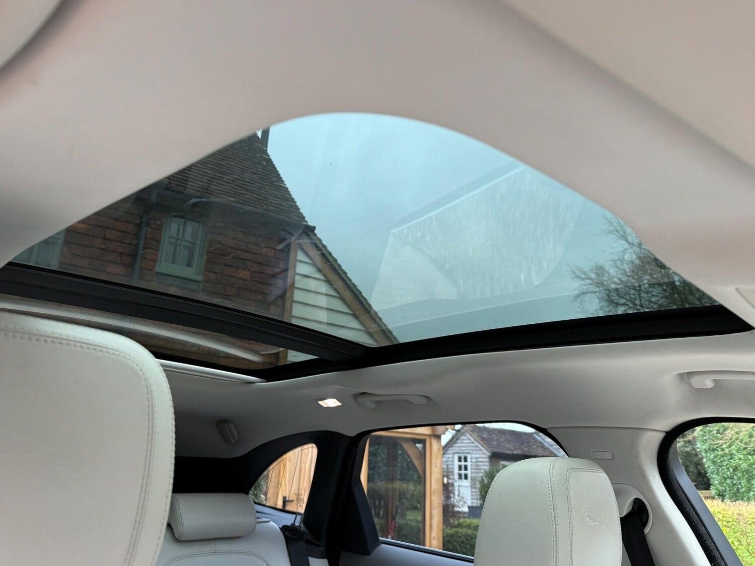 Used Jaguar F-Pace 2017 for sale - 77516014: Photo 51