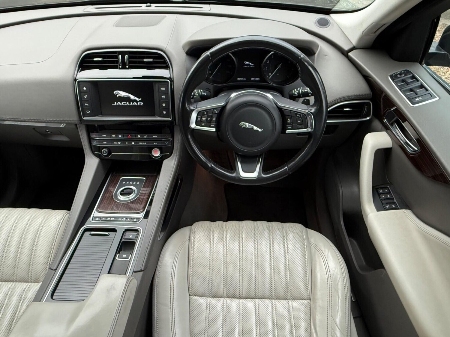 Used Jaguar F-Pace 2017 for sale - 77516014: Photo 63