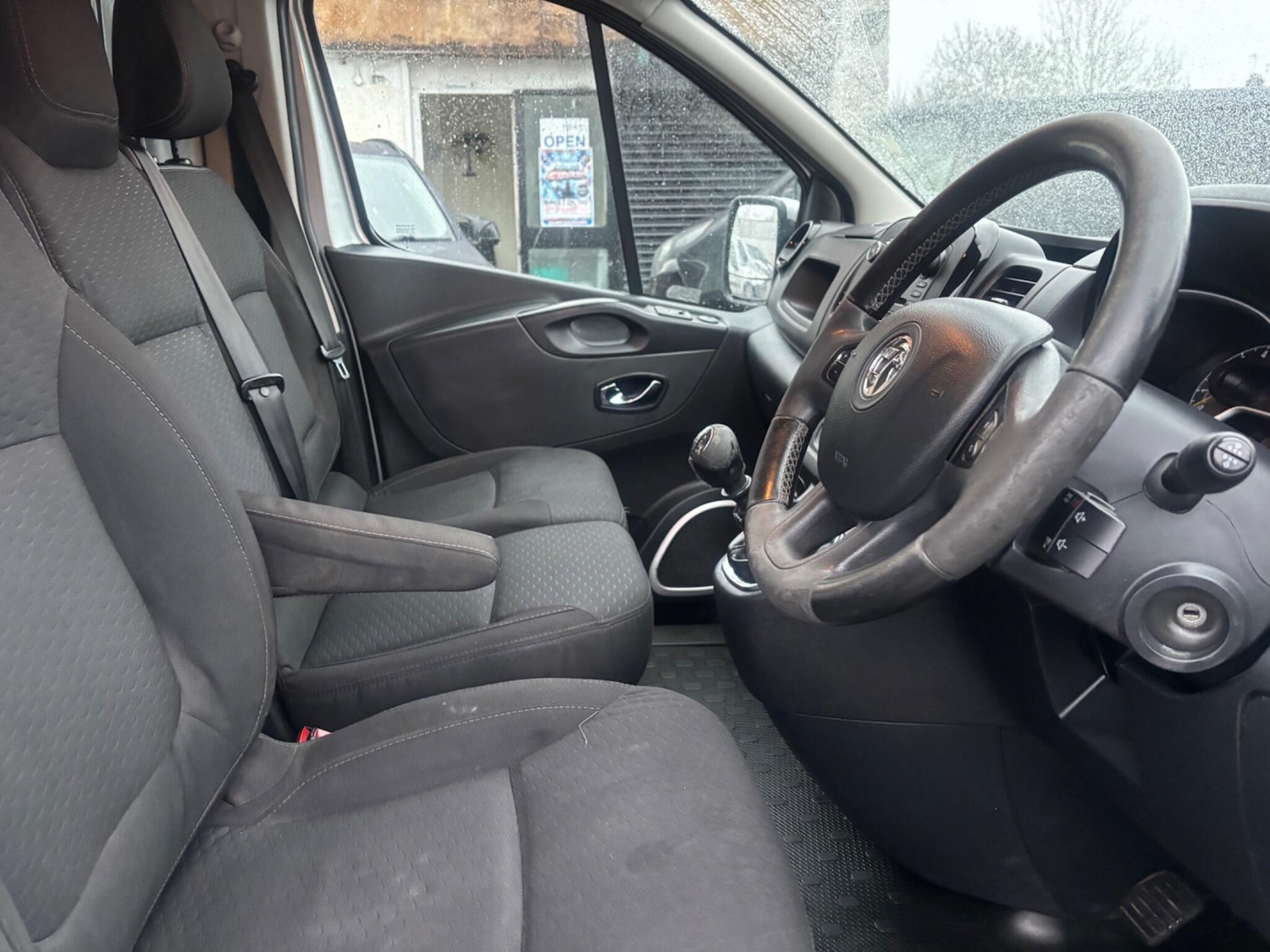 Used Vauxhall Vivaro for sale - 77279999: Photo 23