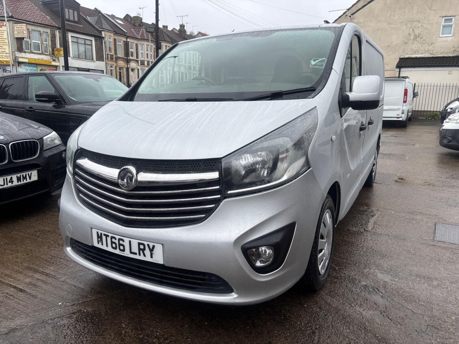 Used Vauxhall Vivaro for sale - 77279999: Photo 8