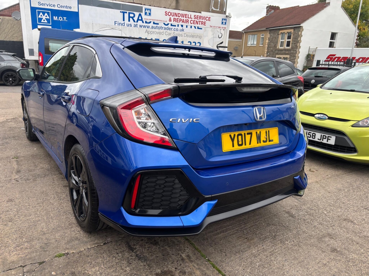 Used Honda Civic 2017 for sale - 76977403: Photo 13