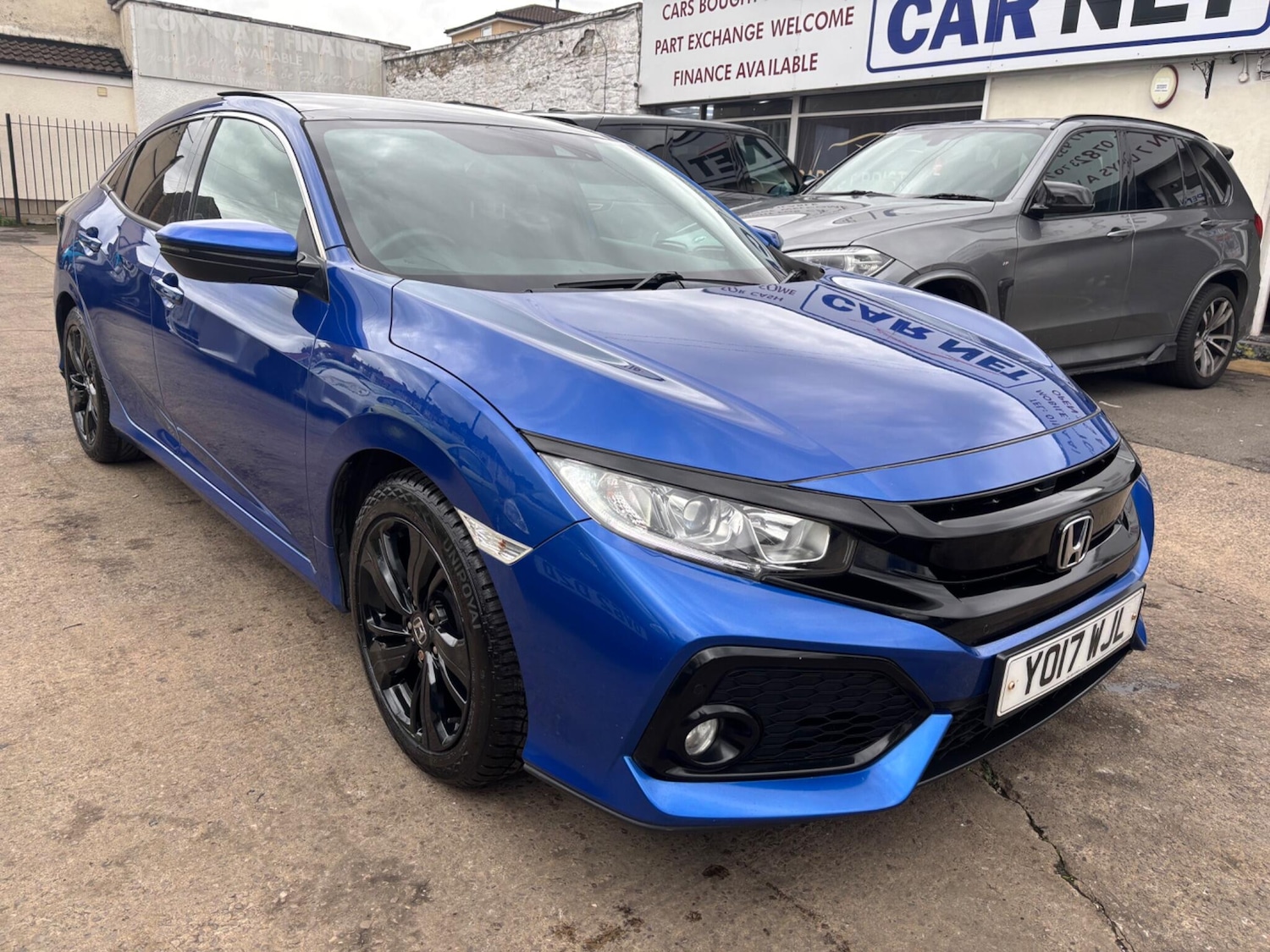 Used Honda Civic 2017 for sale - 76977403: Photo 3