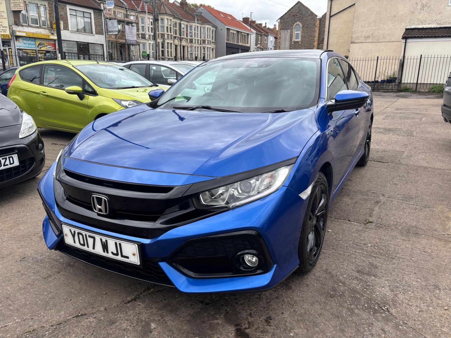 Used Honda Civic 2017 for sale - 76977403: Photo 9