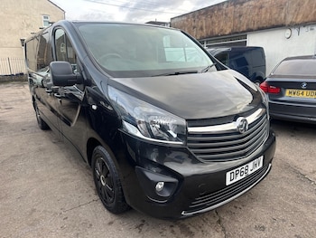 Used Vauxhall Vivaro 2018 for sale - 77049939: Photo